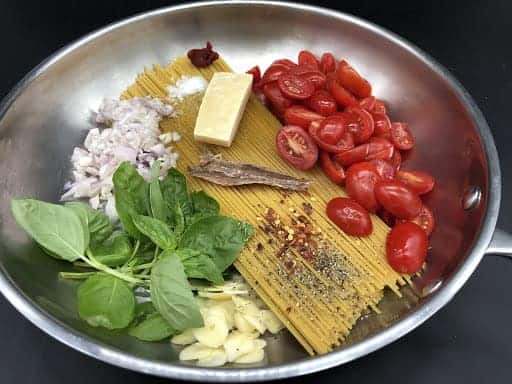 Look how pretty the ingredients are, nearly the Italian flag.