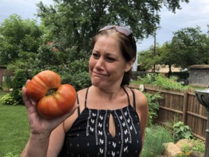 About Viana - That’s one humongous tomato!