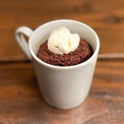 Chocolate cake in a mug