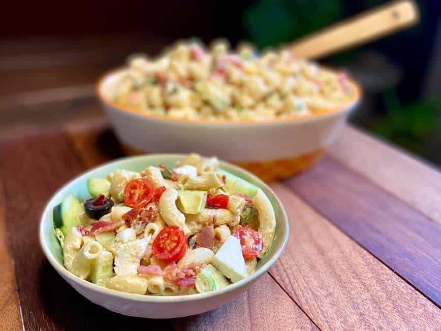 Macaroni Salad Recipe (Photo by Viana Boenzli)