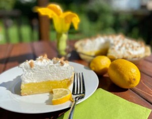 Lemon Meringue Pie (Photo by Viana Boenzli)