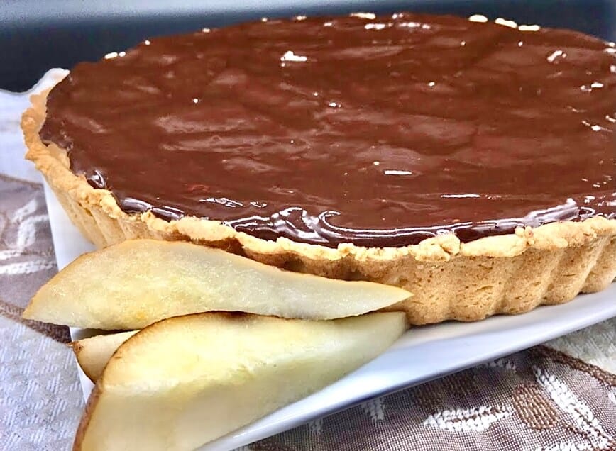 Finished tart, with chocolate ganache on top.