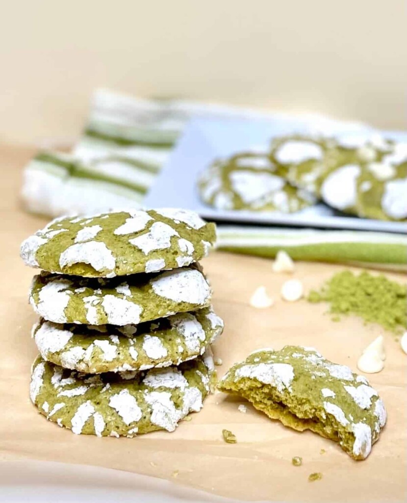 Matcha Crinkle Cookies (Photo by Viana Boenzli)