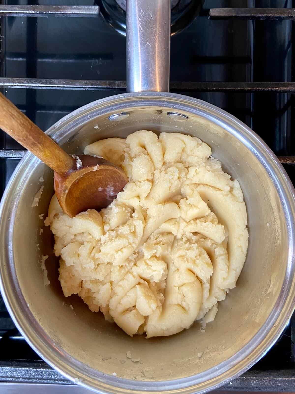 Gougeres Gruyere - Stir dough (Photo by Erich Boenzli)