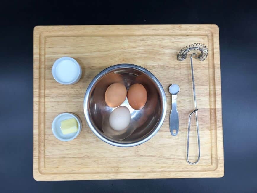 Perfect scrambled eggs - Scrambled eggs ingredients (Photo by Erich Boenzli)