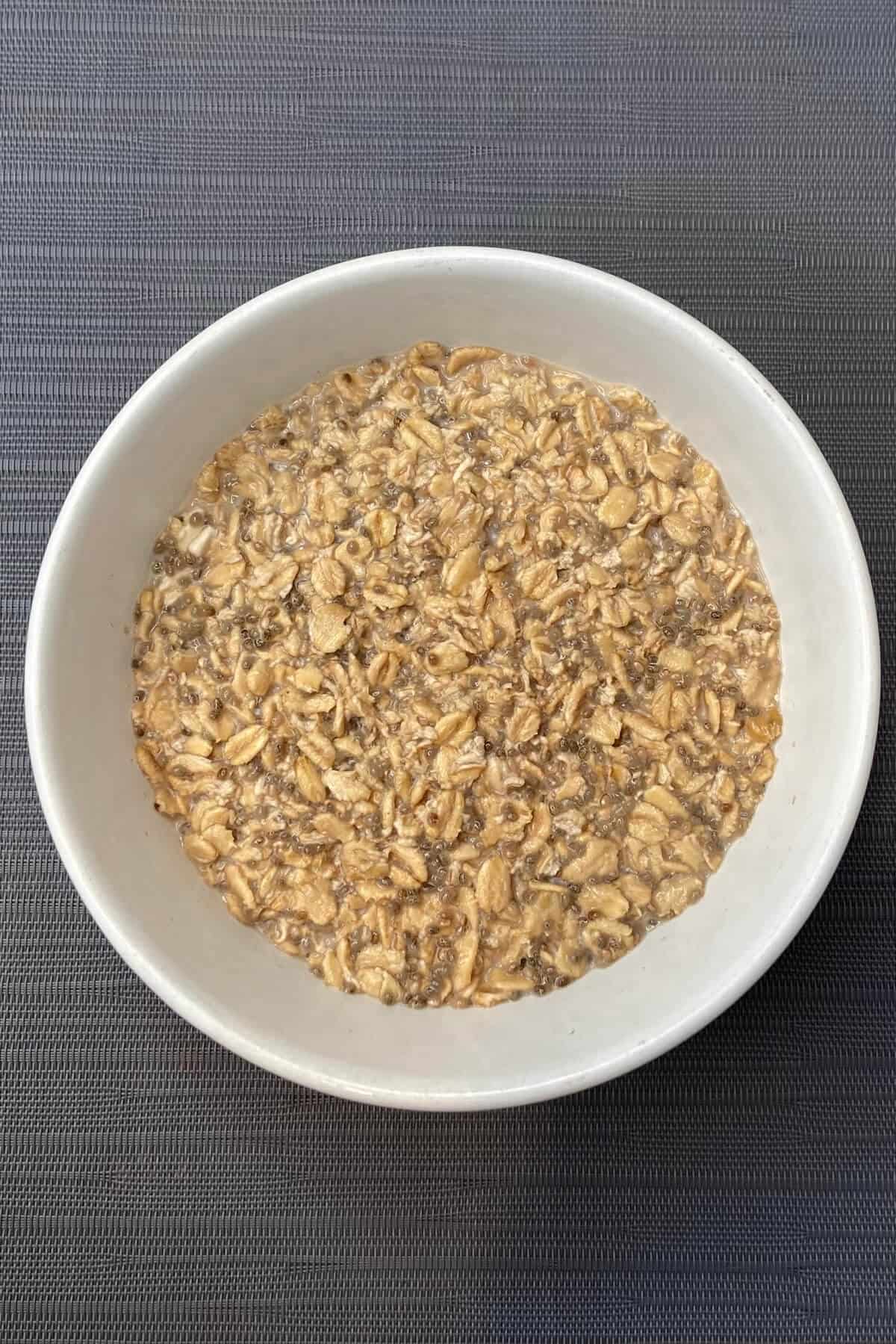 Oats in bowl after refrigeration.