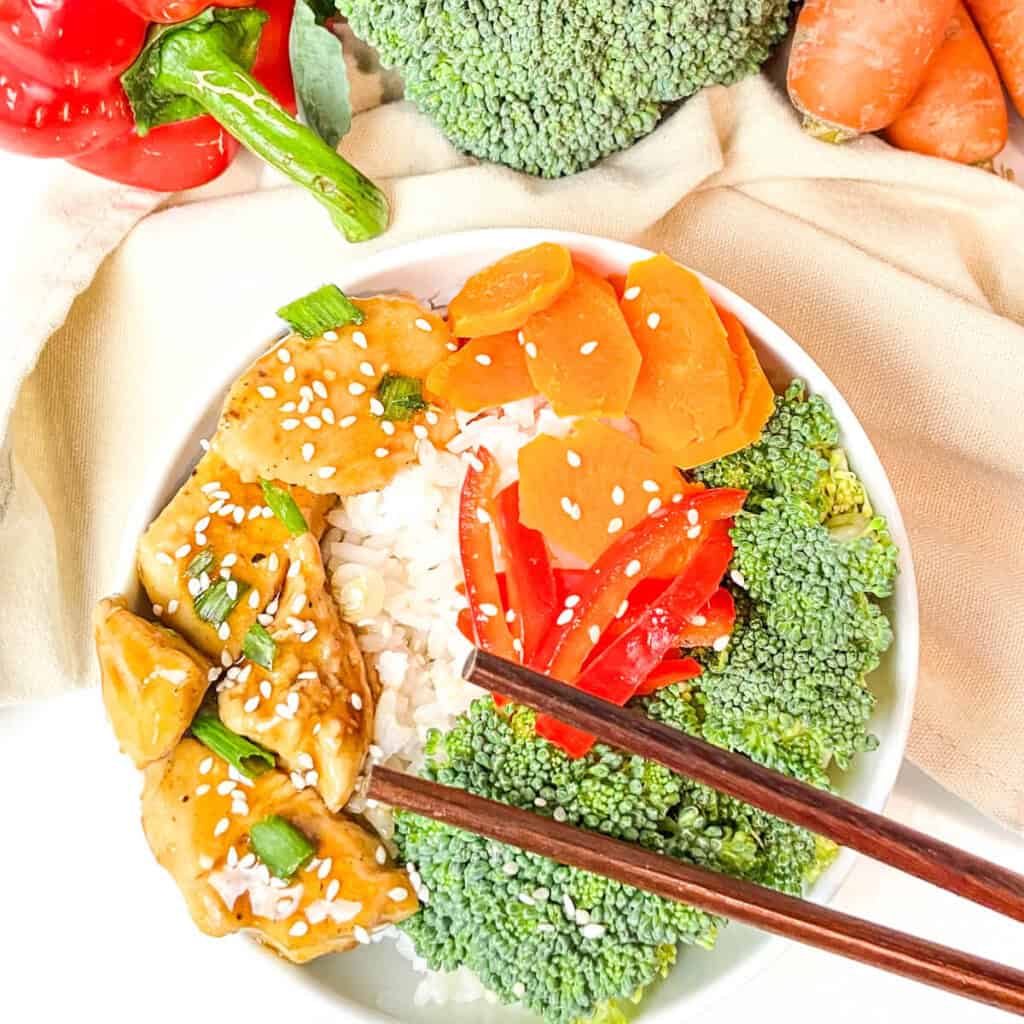 Finished chicken teriyaki bowl.